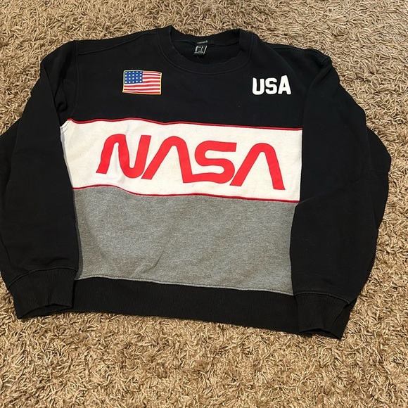 Forever 21 Tops - NASA Multi Colored Sweatshirt